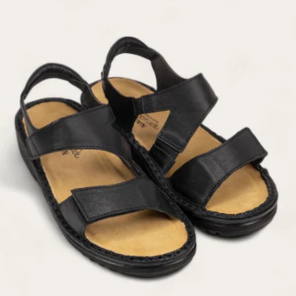Naot Enid black leather sandal size 41